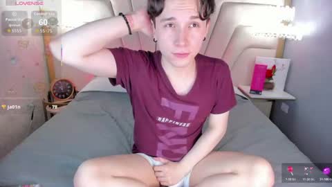 Snapshot of hollannd_ chatting on 06/27/26, 06:02 Holland online show from 06/27/26, 06:02