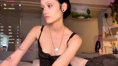 Ava online show from 06/25/26, 03:38