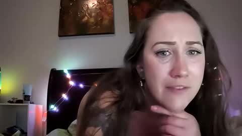 holligem online show from 05/15/26, 04:08