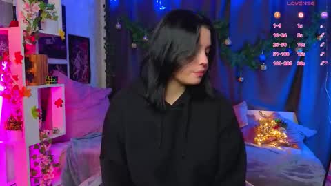 Lux online show from 11/23/25, 05:13