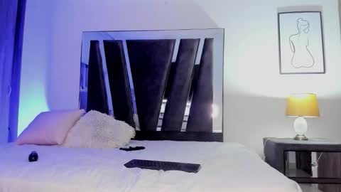 Mara online show from 03/12/26, 03:23