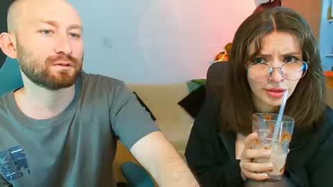 Holly and Honey online show from 06/11/26, 11:03