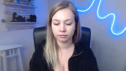 Holly online show from 01/08/25, 10:26