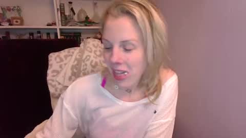 holly_bourbon online show from 03/17/26, 11:19