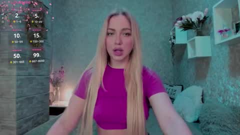 holly_molly8 online show from 10/30/25, 07:25