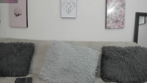 Snapshot of holly_rose69 chatting on 10/08/25, 02:58 Holly online show from 10/08/25, 02:58