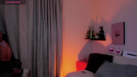 Holly online show from 03/22/26, 01:31