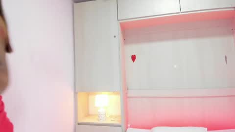 Sofia online show from 04/10/26, 12:10