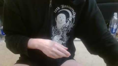 Holly Hawkes online show from 03/10/26, 02:16