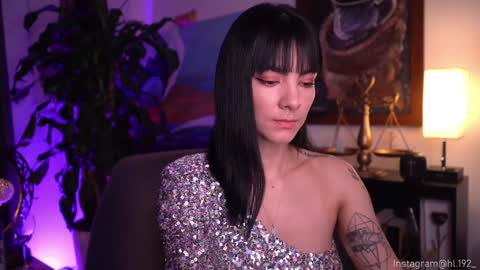 Holly Linder online show from 12/28/24, 02:22