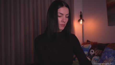 Holly Linder online show from 09/11/25, 01:28