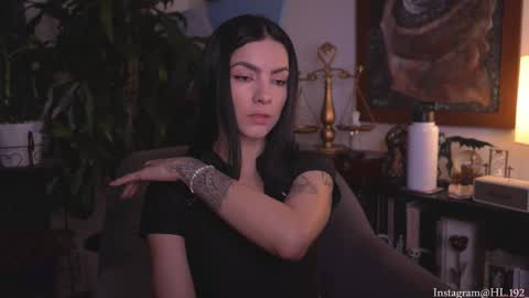 Holly Linder online show from 02/05/26, 02:27