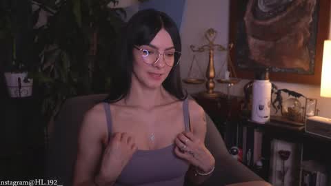 Holly Linder online show from 02/26/26, 01:48