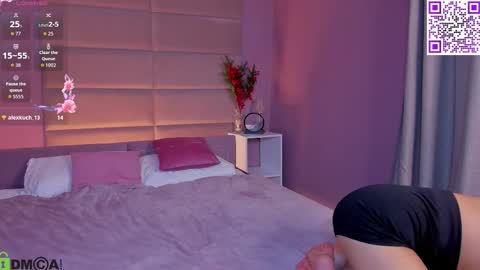 Holly online show from 12/16/25, 01:32