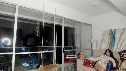 hollyshit_ online show from 12/11/24, 01:05