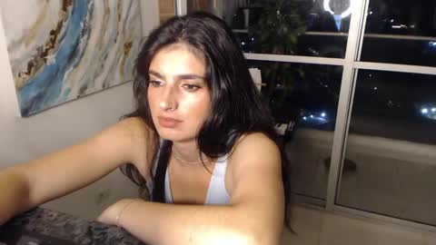 hollyshit_ online show from 02/04/25, 11:59