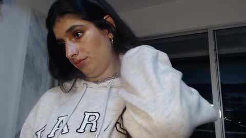 hollyshit_ online show from 02/07/25, 11:55