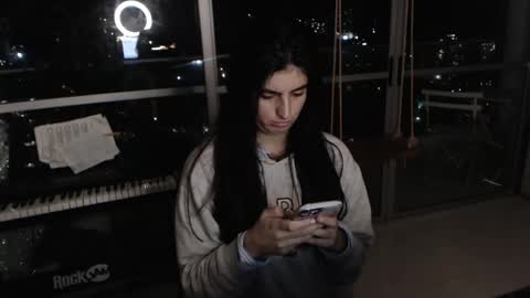 hollyshit_ online show from 03/07/25, 01:42