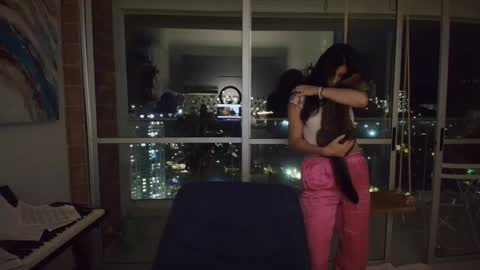 hollyshit_ online show from 11/20/25, 12:55