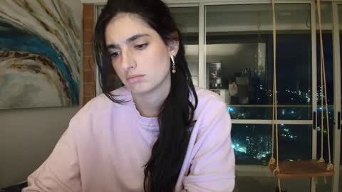 hollyshit_ online show from 01/13/26, 12:49