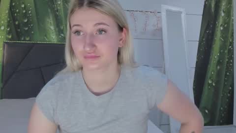 HollyTaillor online show from 05/24/26, 05:23