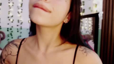 holly online show from 12/18/24, 08:57