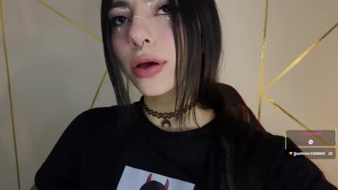 holly online show from 02/06/25, 04:10