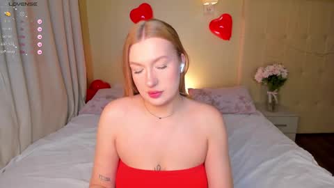 Emma online show from 02/19/25, 01:18