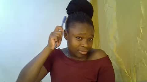 holy_ebony online show from 05/31/26, 02:35