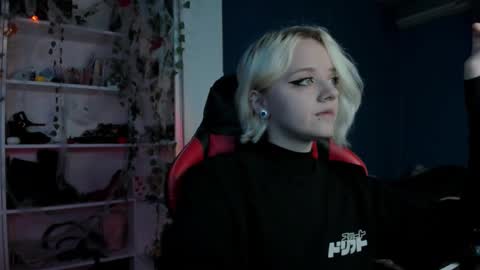 holy_mistresss online show from 10/29/25, 10:28