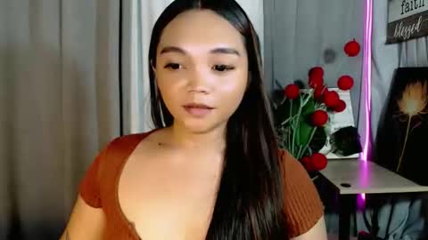 Bella online show from 05/18/26, 04:07
