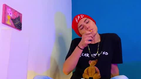 Snapshot of holy_taby_ chatting on 02/26/25, 11:09 online show from 02/26/25, 11:09