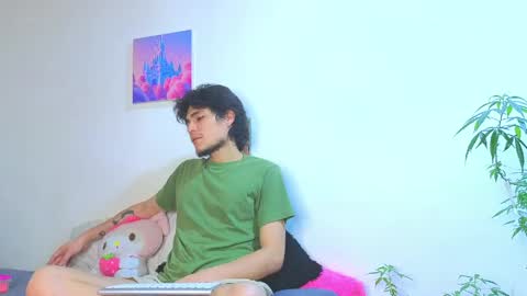      online show from 05/15/26, 08:10