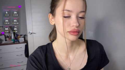 Vio online show from 12/20/24, 11:54