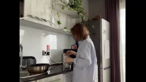 Snapshot of holydori chatting on 11/02/25, 05:54 dori not holy get my tg channel with link from description under last photo online show from 11/02/25, 05:54