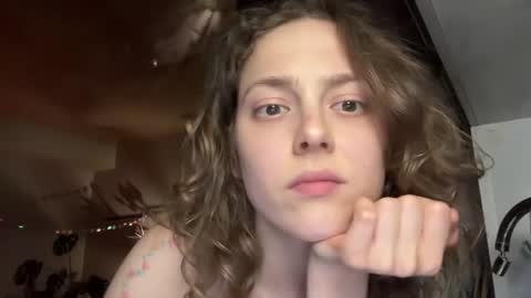 Snapshot of holydori chatting on 07/19/26, 05:05 dori not holy get my tg channel with link from description under last photo online show from 07/19/26, 05:05