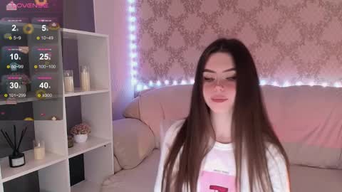 Mia online show from 04/09/26, 03:28