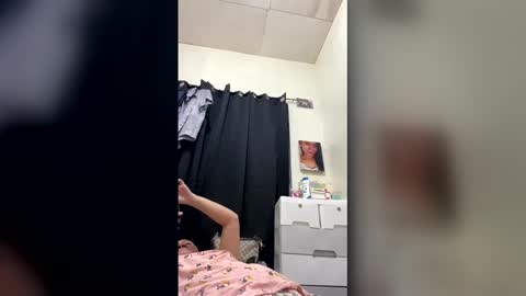 honebabe online show from 04/17/26, 07:00