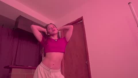 honeeeey_ online show from 07/28/26, 10:09