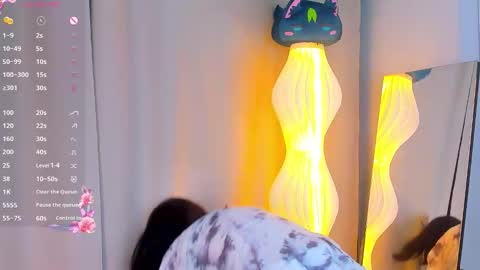 May online show from 10/02/25, 07:43