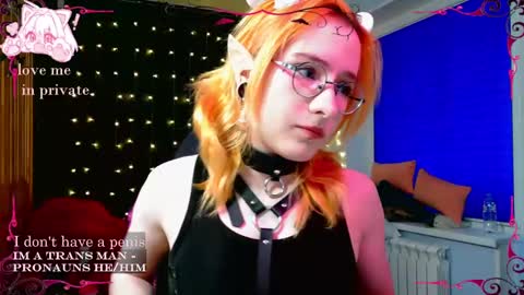 Honelints boyblonde hair AsterMIntfemboybrown hair online show from 03/03/25, 10:28