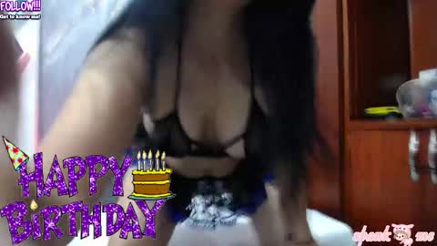 honey_alice18 online show from 11/24/25, 12:49