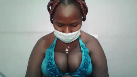 Snapshot of honey_beb chatting on 09/10/25, 06:35 honey_beb online show from 09/10/25, 06:35