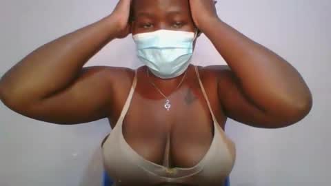 Snapshot of honey_beb chatting on 09/17/25, 08:49 honey_beb online show from 09/17/25, 08:49