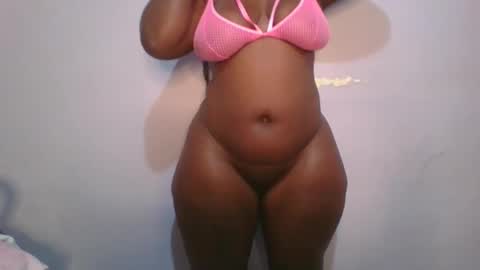 Snapshot of honey_beb chatting on 11/06/25, 06:42 honey_beb online show from 11/06/25, 06:42