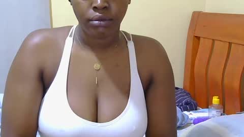 honey_caddy online show from 06/18/26, 05:19