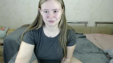 Snapshot of honey_caramelle chatting on 01/24/25, 09:05 honey_caramelle online show from 01/24/25, 09:05