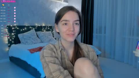 Chantal online show from 10/04/25, 05:22