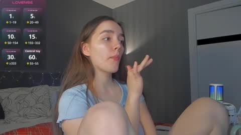 Chantal online show from 03/26/26, 07:41