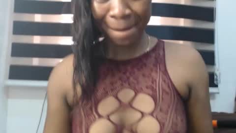 Flora online show from 03/15/26, 06:52